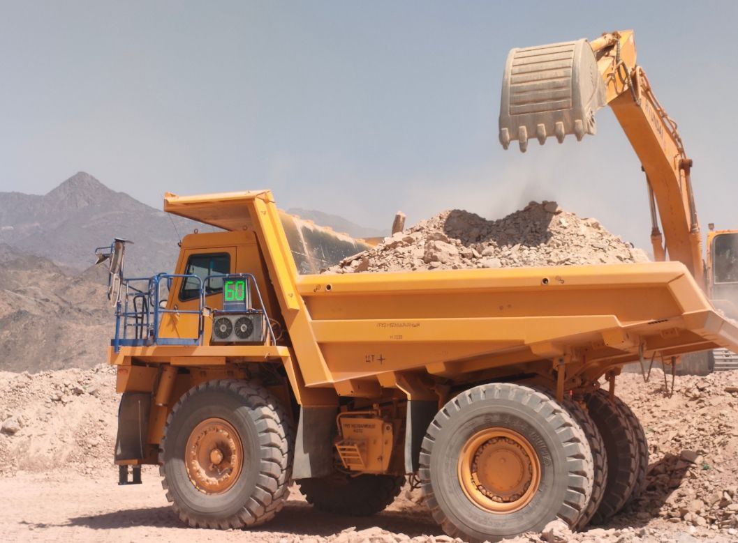 Loading operations at Eqat